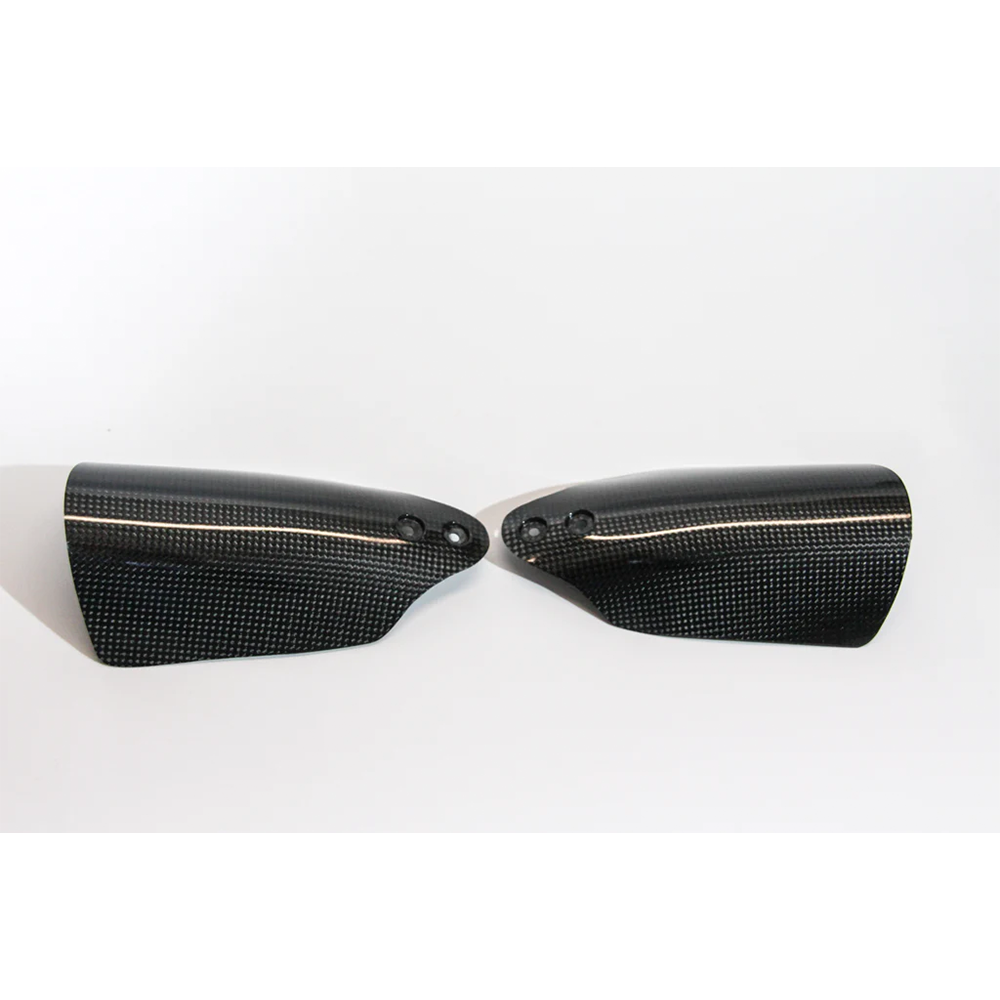 Dominator Motorcycles（ドミネーターモーターサイクル）/ Cabon Handguards Dyna|ブラインドタイガー | Blindtiger | ハーレーパーツ&アパレル